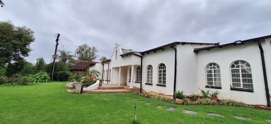 7 Bedroom Property for Sale in Swartruggens North West